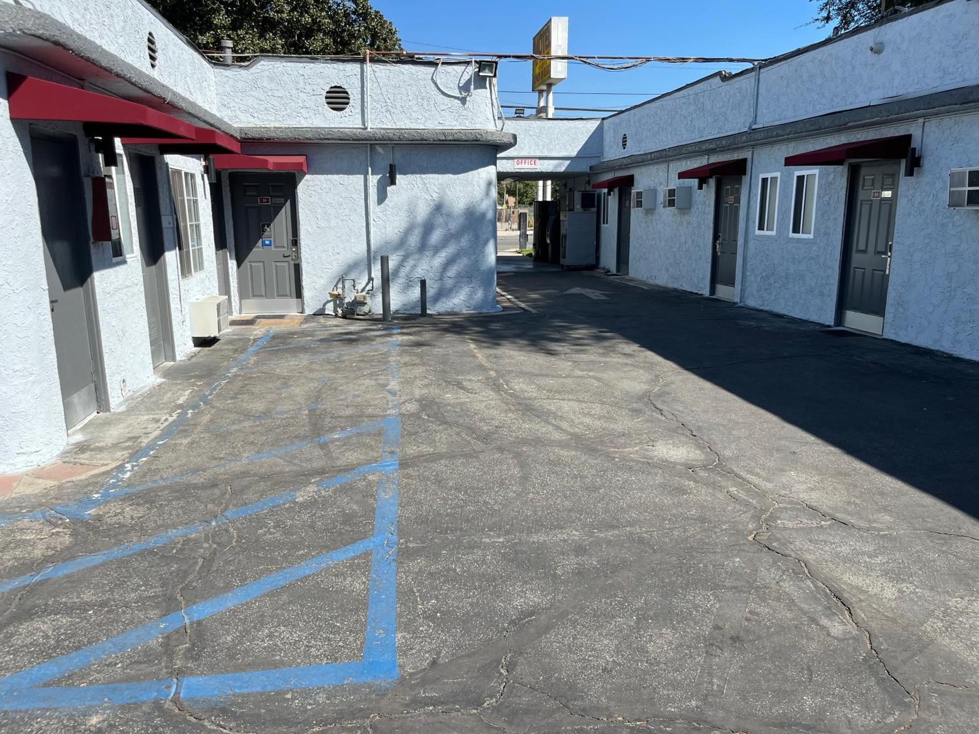 Griffith Park Motel, In Los Angeles Hollywood Area グレンデール エクステリア 写真